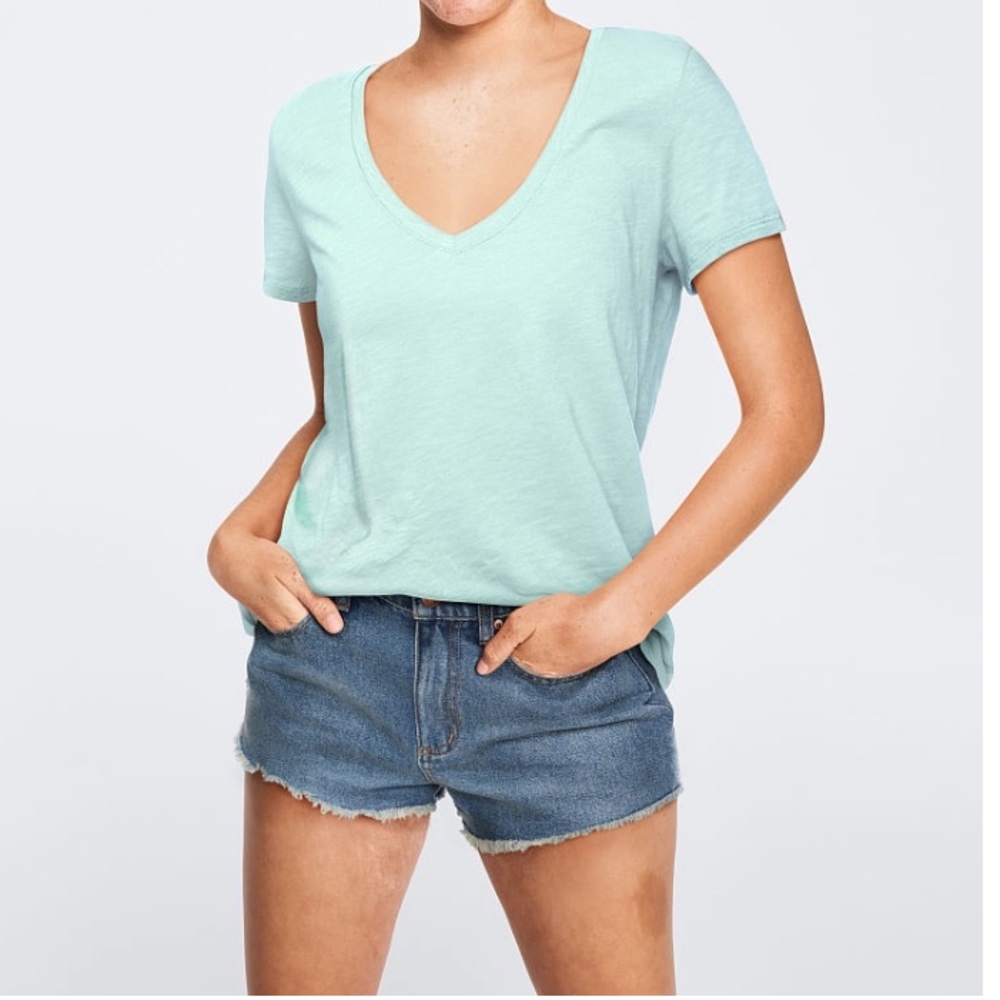 PINK Perfect V-Neck Tee